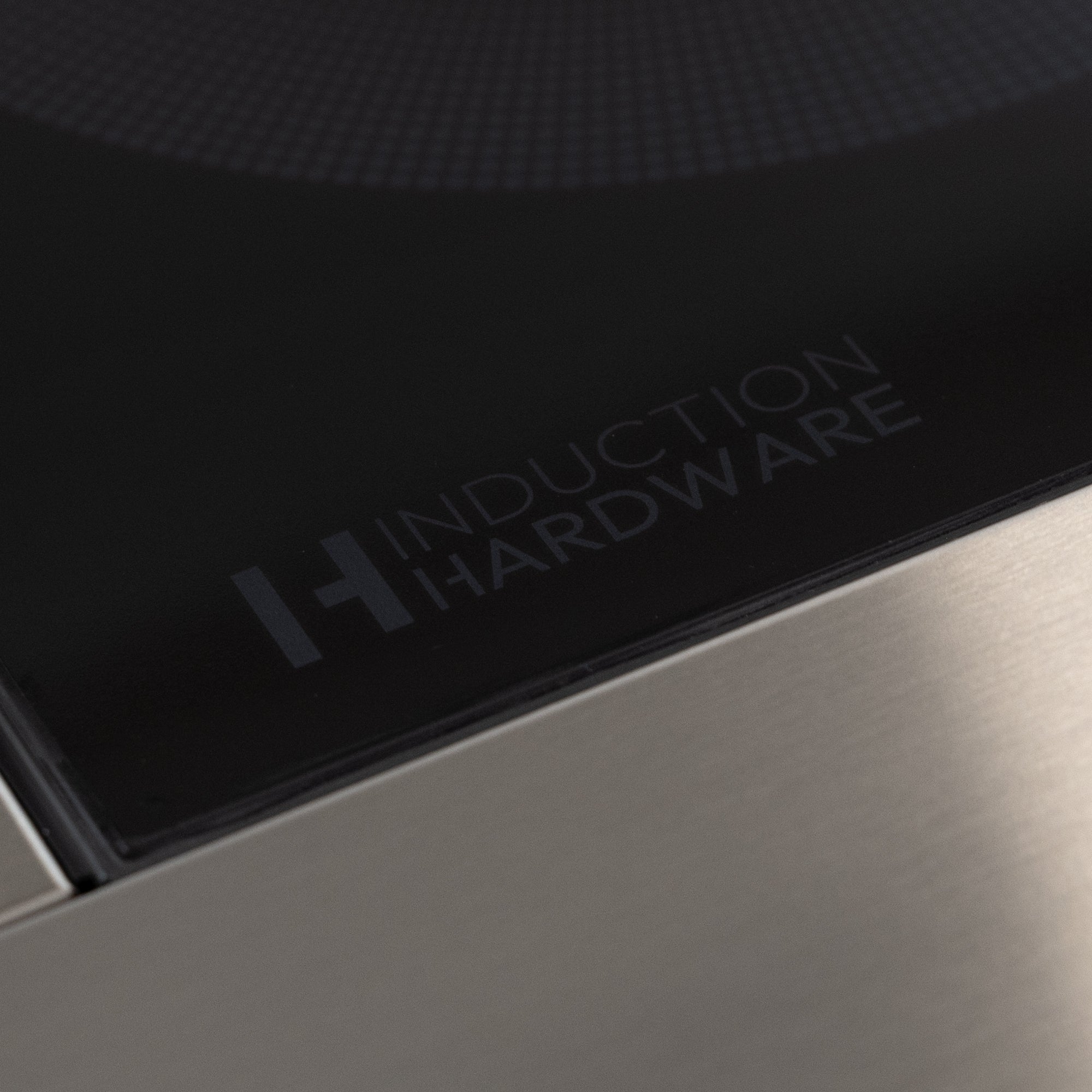 30″ Induction Cooktop – Stainless Steel