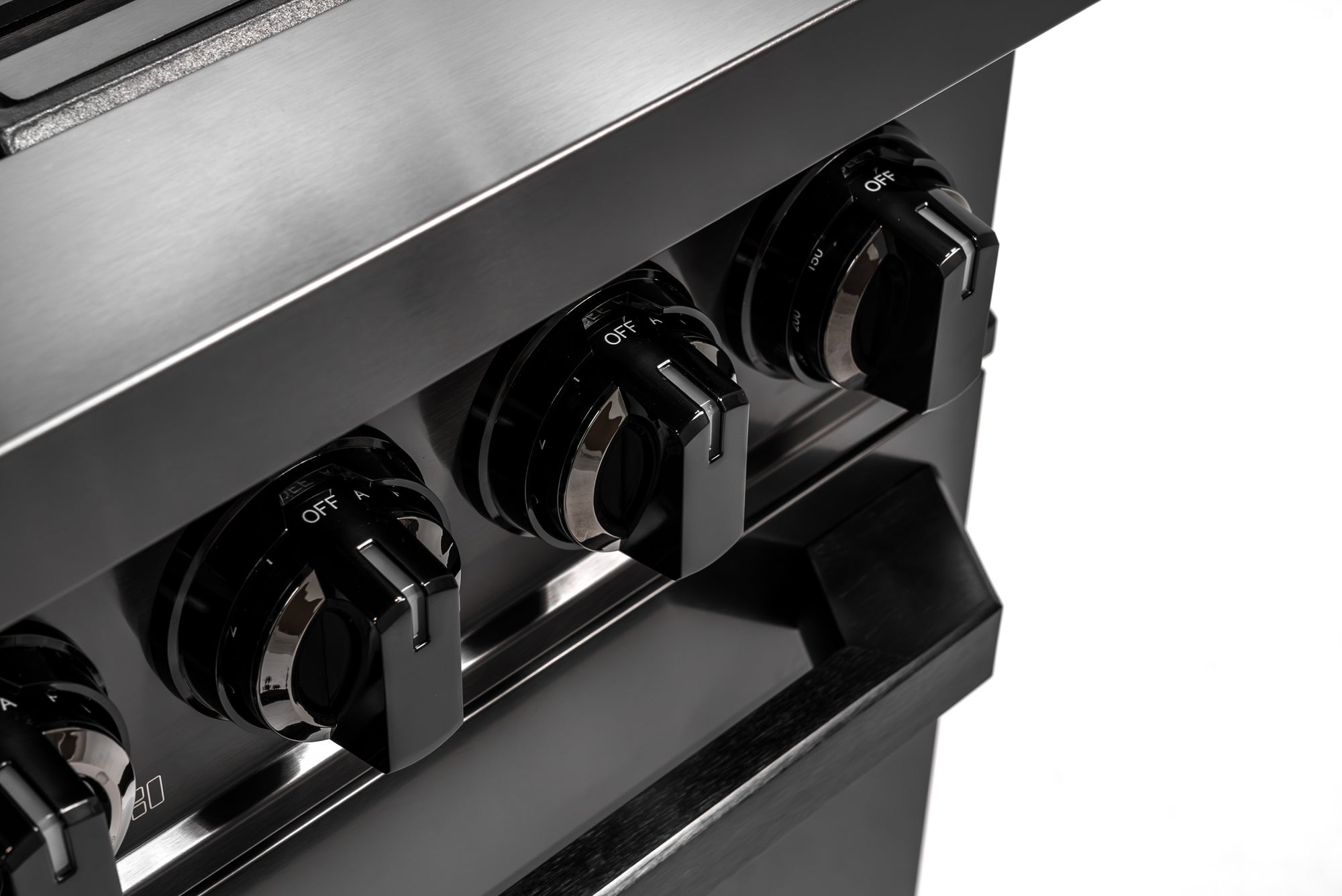 60″ Luxury Series Induction Range with Built-in Professional Griddle – Black Stainless Steel