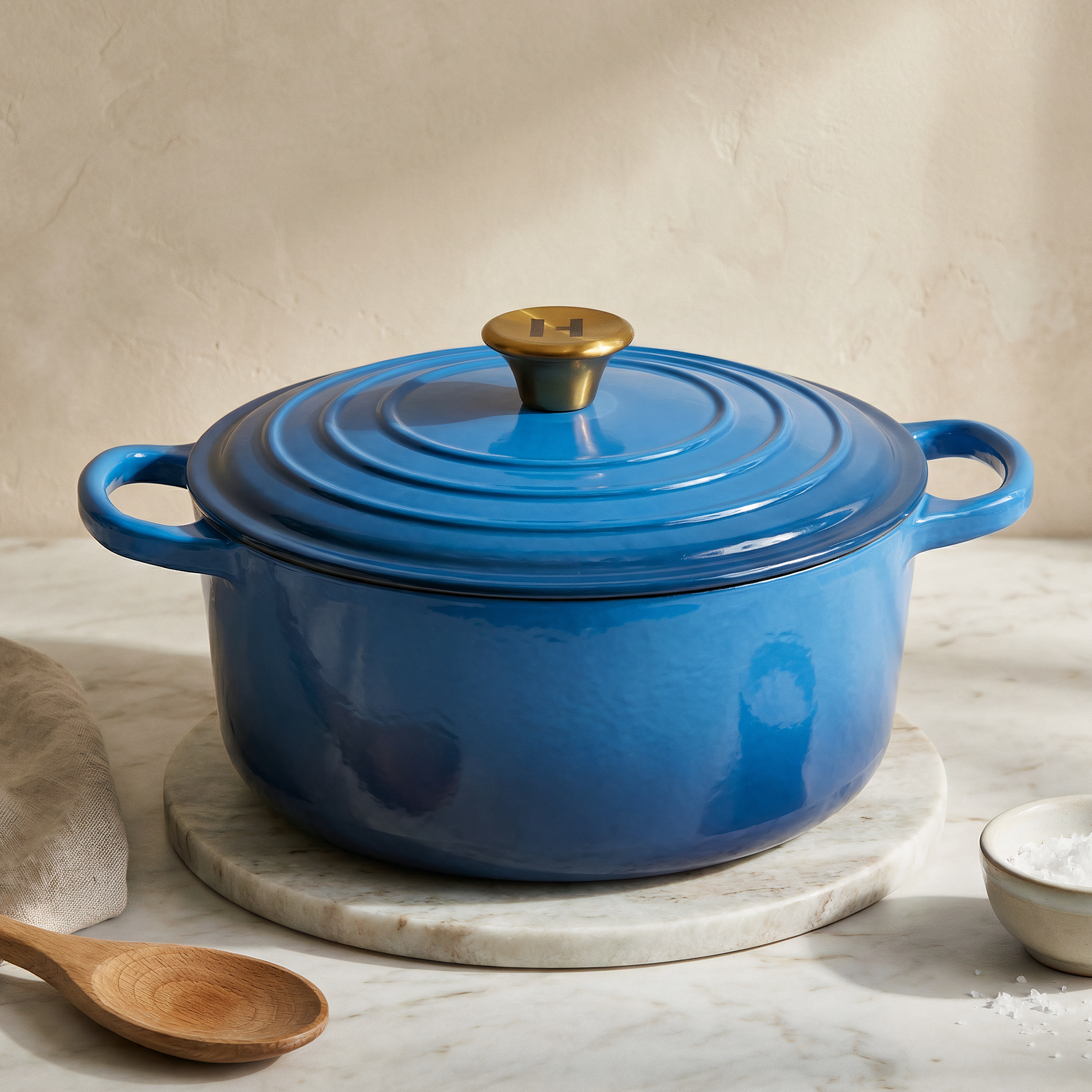 Alpha Enamel Collection 10” Cast Iron Dutch Oven - Tahoe Blue